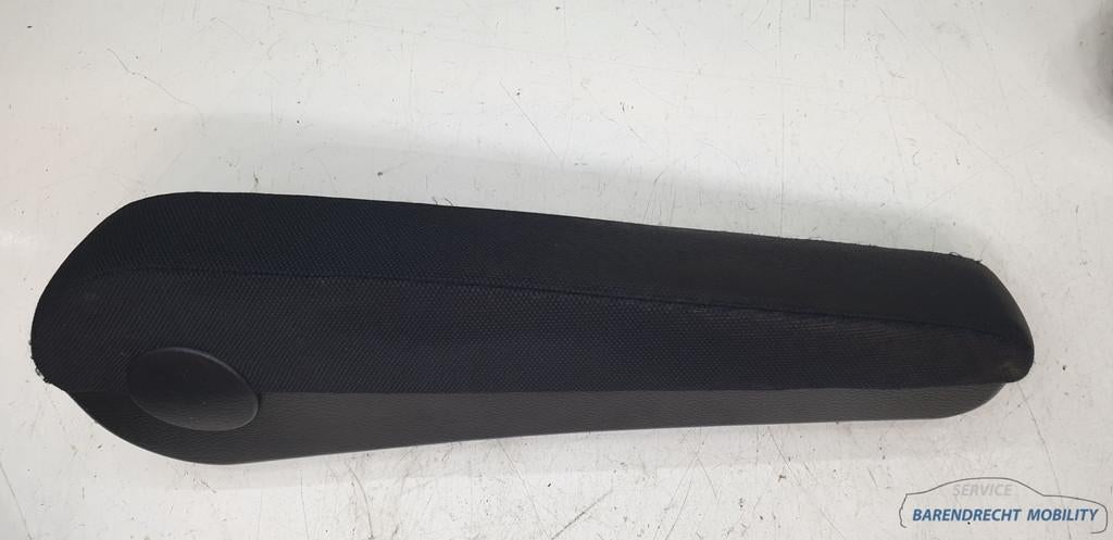 Armleuning rechtse kant Vito Viano W639 rechter armsteun 200, Auto-onderdelen, Interieur en Bekleding, Gebruikt, Mercedes-Benz AG