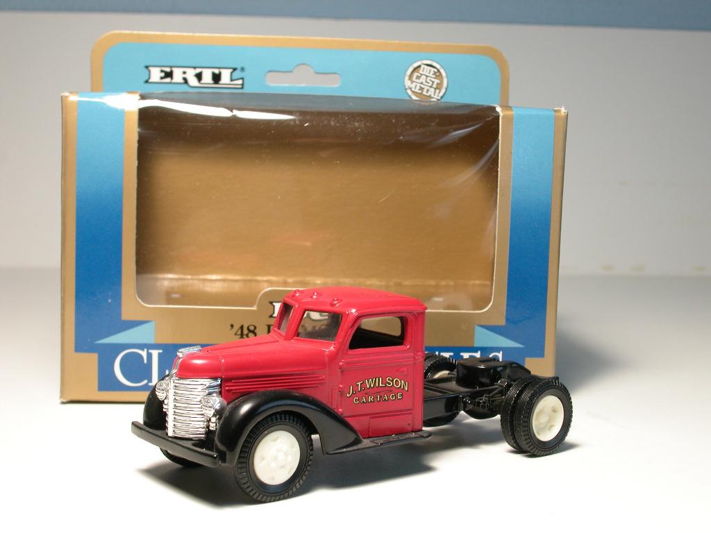 1948 Diamond T USA Trekker ERTL 1/43, Hobby en Vrije tijd, Ophalen of Verzenden, Zo goed als nieuw, Bus of Vrachtwagen, Overige merken