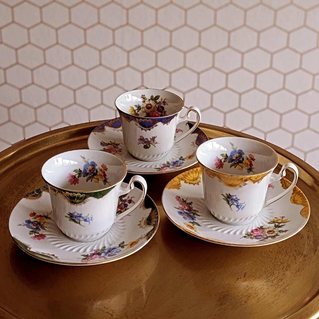 prachtige vintage kop en schotel set van Kronester Bavaria., Antiek en Kunst, Antiek | Servies compleet, Ophalen of Verzenden