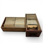 Twee houten kistjes met ansichtkaarten, Ophalen of Verzenden, Gelopen