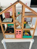 Hema poppenhuis met meubels en poppetjes, Ophalen of Verzenden, Gebruikt, Overige typen