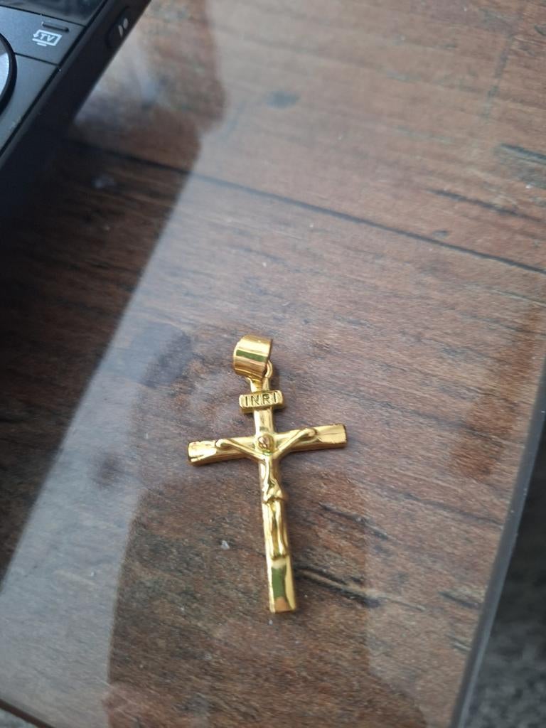 Gouden kruisje met Jezus figuur, Ophalen of Verzenden