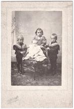 Foto karton Kind Kinderen Baby - Foto Kierdorff Scheveningen, Gebruikt, Foto, Ophalen of Verzenden, Voor 1940