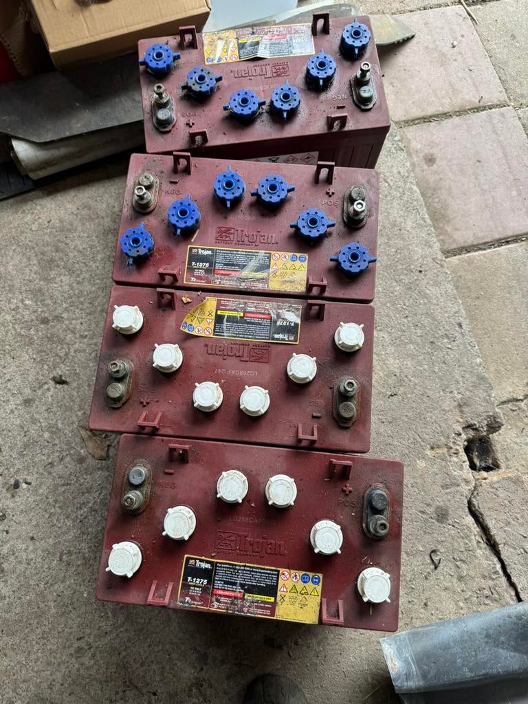 4x Trojan deepcycle 12v golfcar accu’s met lader, Ophalen, Gebruikt