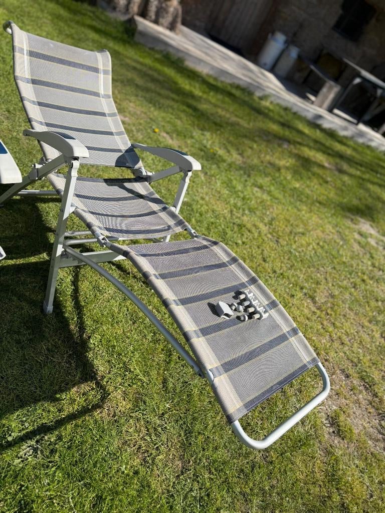 2 Vrijbuiter stoelen met voetenbankjes, Ophalen of Verzenden