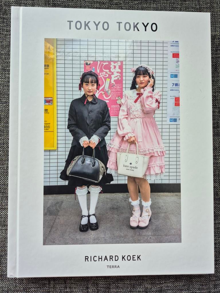 Tokyo Tokyo | Richard Koek | fotoboek van Tokio, Fotografen, Ophalen of Verzenden, Zo goed als nieuw, Richard Koek