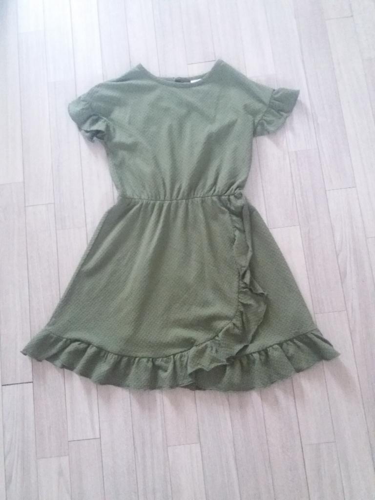 Olijfgroen jurkje HEMA kindermaat 134 / 140, Kinderen en Baby's, Kinderkleding | Maat 134, Meisje, Nieuw, Ophalen of Verzenden