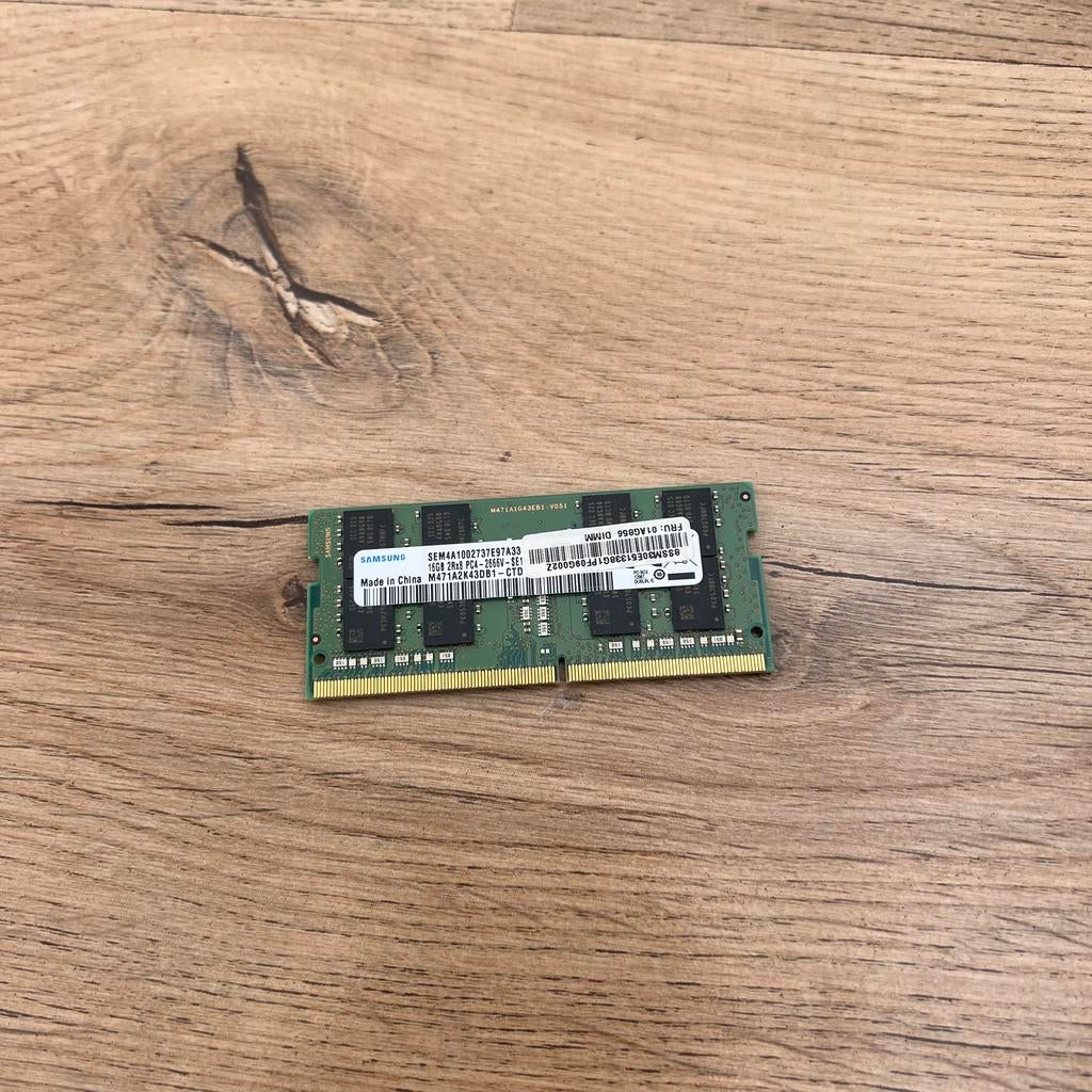 Samsung 16GB DDR4 2666MHz Laptop werkgeheugen ( 1x 16GB ), Computers en Software, RAM geheugen, Gebruikt, DDR4, Ophalen of Verzenden