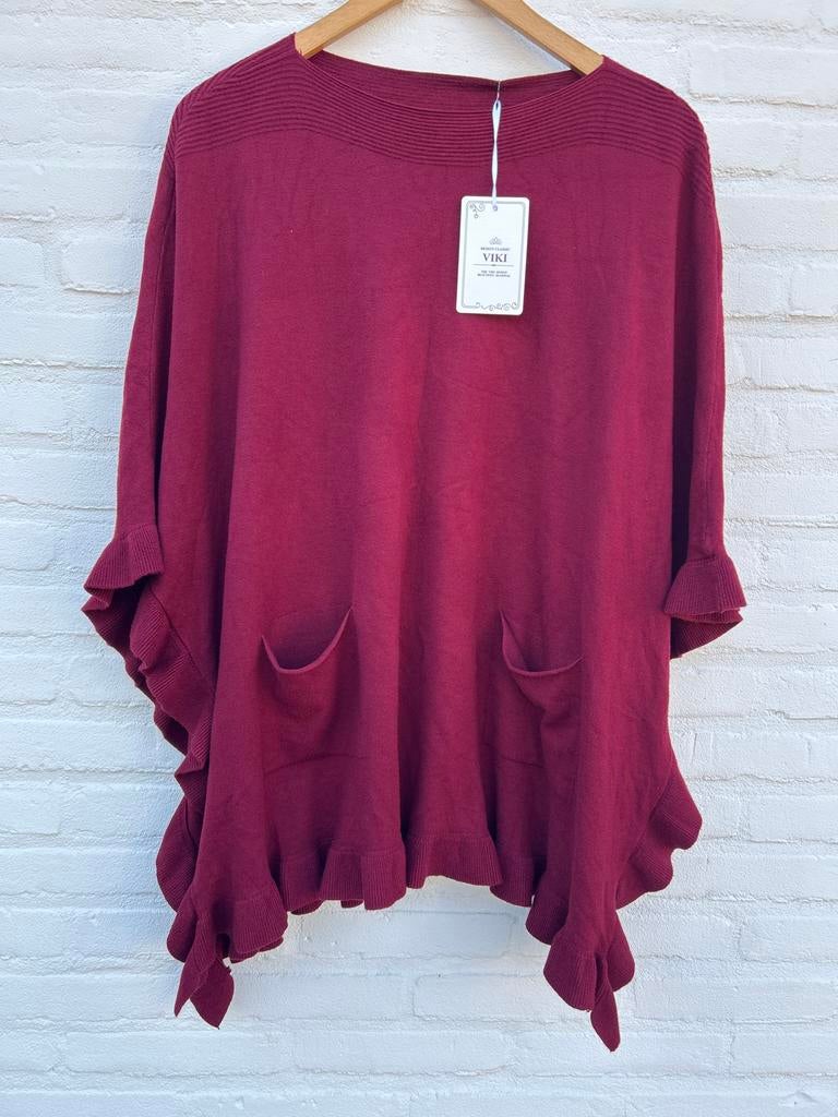 Nieuwe - Rode Poncho van VIKi - Ruglengte 75 cm, Ophalen of Verzenden, Nieuw, Rood, Trui of Vest