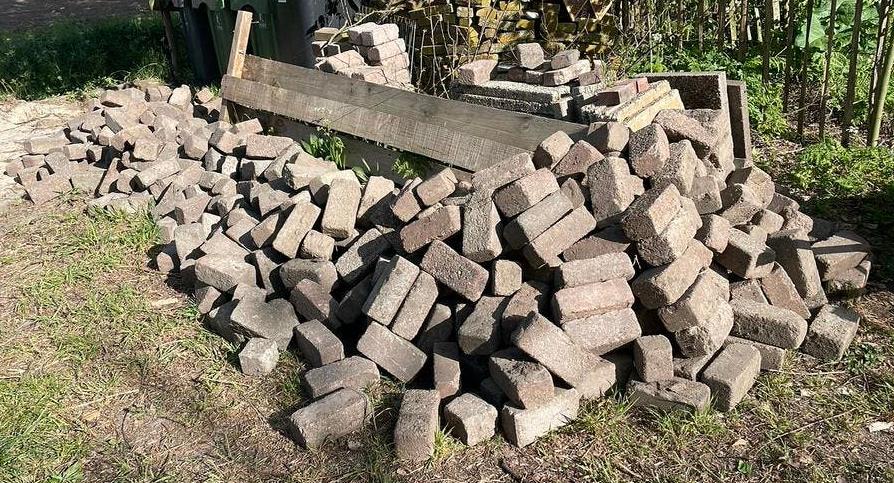 Zware Betonklinkers 20x10x8cm, Ophalen, Gebruikt