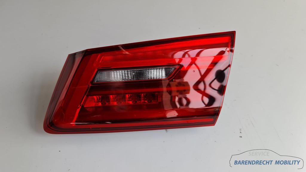 Achterlicht BMW G30 F90 5 serie sedan 630342R1 rechts binnen