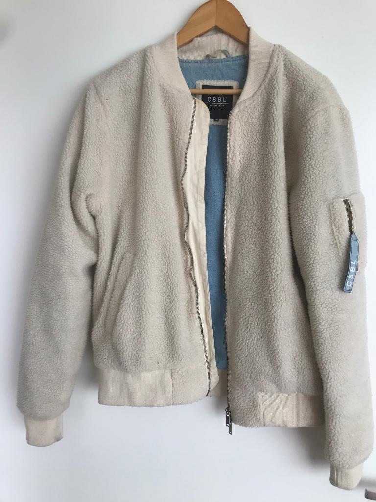 CSBL teddy jas maat M/L – beige, Cayler en Sons, Maat 48/50 (M), Beige, Ophalen of Verzenden