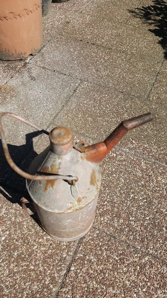 Antieke petroleumkan, Ophalen of Verzenden, Gebruikt