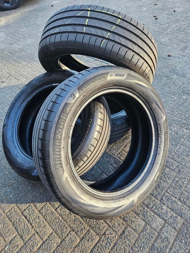 Bridgestone zomer autobanden 225/55R18 98V, Auto-onderdelen, Banden en Velgen, 18 inch, Gebruikt, Ophalen of Verzenden, Band(en)