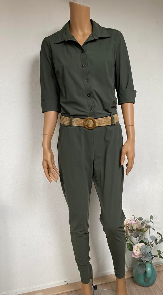 Studio Anneloes jumpsuit travelstof legergroen XS S, Kleding | Dames, Jumpsuits, Ophalen of Verzenden, Zo goed als nieuw, Maat 34 (XS) of kleiner