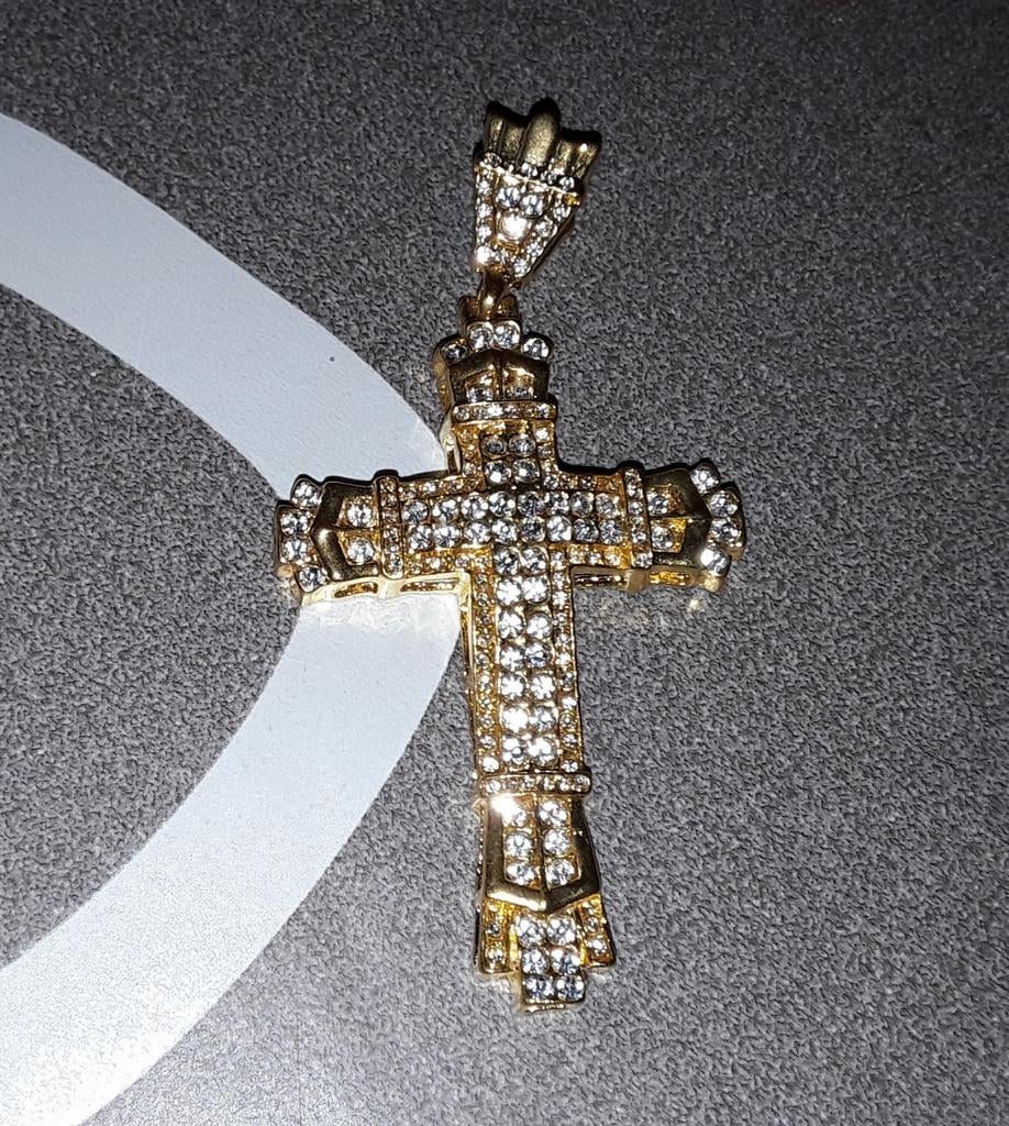 Heren Kruisje 10 Cm Lang En 5 Cm Breed. Is Geen Goud. Nieuw., Sieraden, Tassen en Uiterlijk, Kettinghangers, Overige materialen