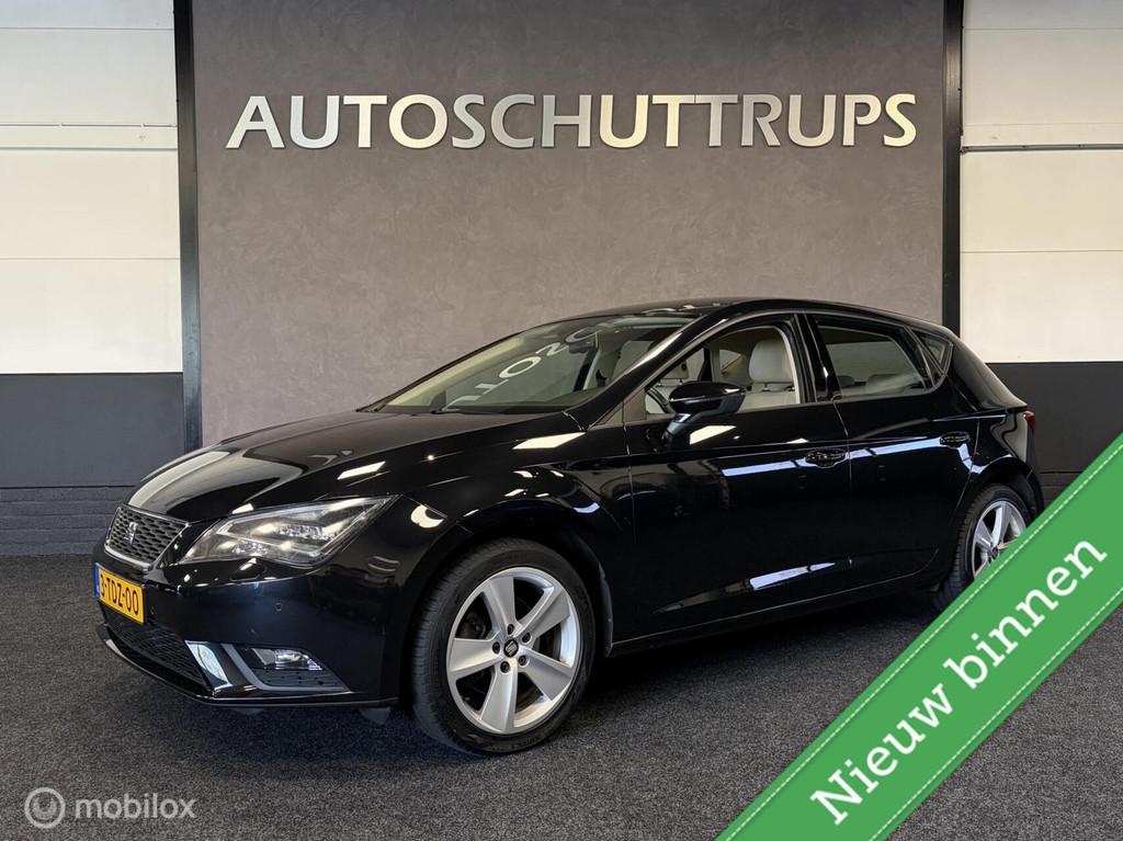 Seat Leon 1.4 TSI Style LEDER / STOELVERW / NAVI / CLIMA / C, Auto's, Voorwielaandrijving, Euro 5, Gebruikt, Beige
