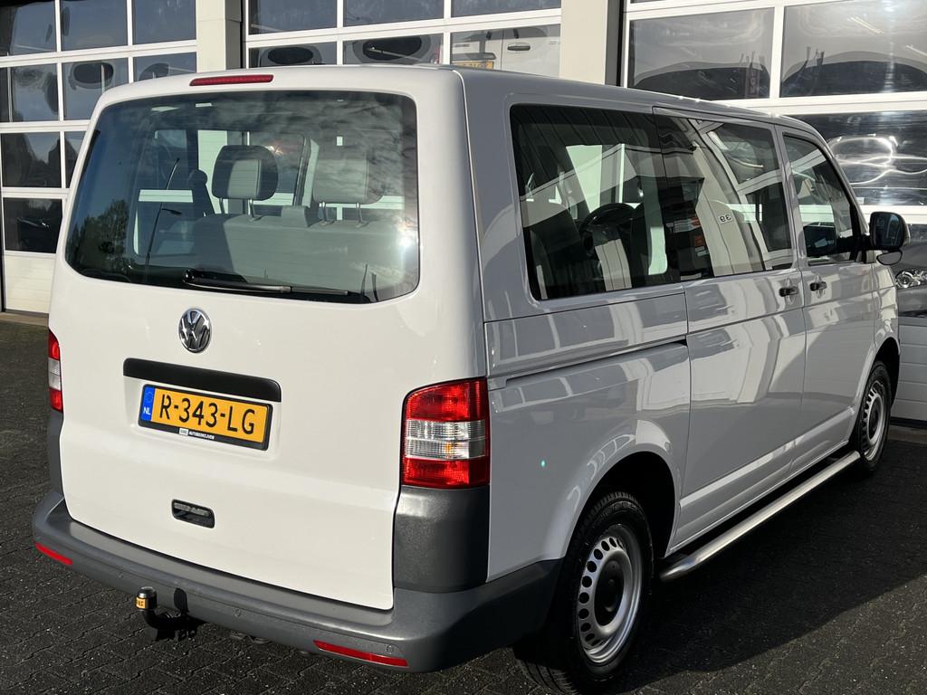 Volkswagen Transporter Kombi 2.0 TDI DSG 140pk BTW en BPM vr, Auto's, Volkswagen, Euro 5, Stof, Zwart, 241 €/maand