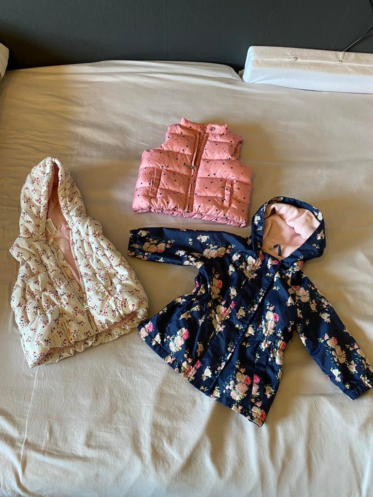 2 body warmer en een zomer jasje maat 80, Ophalen, Zo goed als nieuw