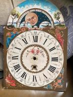 Antieke Friese staartklok wijzerplaat met maanstand en datum, Antiek en Kunst, Antiek | Klokken, Ophalen of Verzenden