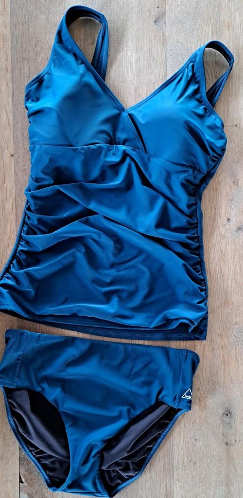 Tweka Tankini, maat 42 compleet, Ophalen of Verzenden, Zo goed als nieuw, Zwart, Overige typen