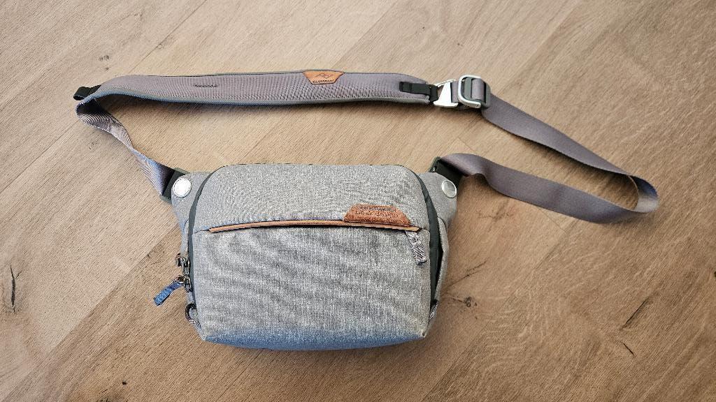 Peak Design Everyday Sling 3L Ash, Ophalen of Verzenden, Gebruikt, Schoudertas, Overige merken