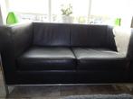 zwarte 2 zits bank, Huis en Inrichting, Banken | Bankstellen, Ophalen, Kunststof, 150 tot 200 cm, Tweepersoons