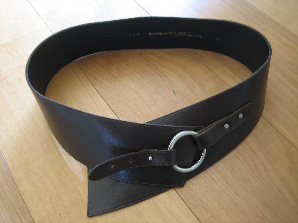 Nieuwe, zeer mooie bruin leren heupriem BRADBURY 95 Snazzeys, Verzenden, Echt leder, Heupriem, Bradbury