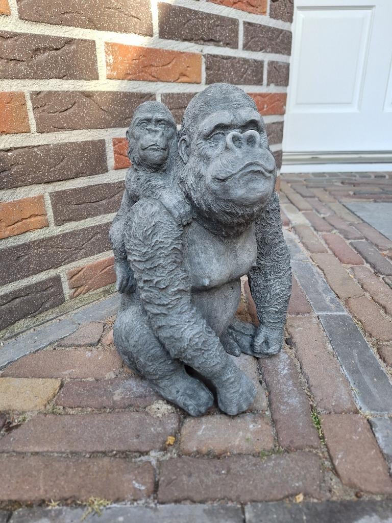 Betonbeeld Gorilla met jong, Ophalen, Nieuw, Beton, Dierenbeeld