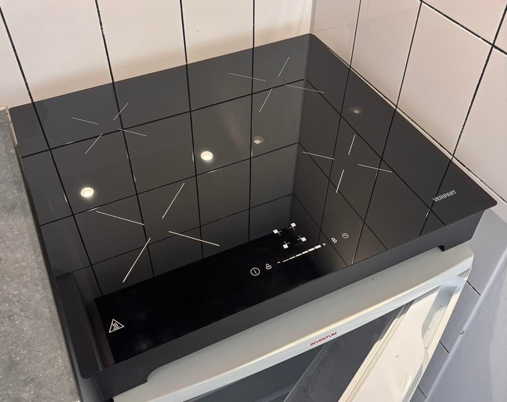 Vrijstaande kookplaat met pirilex stekker, Witgoed en Apparatuur, Kookplaten, Zo goed als nieuw, Vrijstaand, Inductie, 4 kookzones