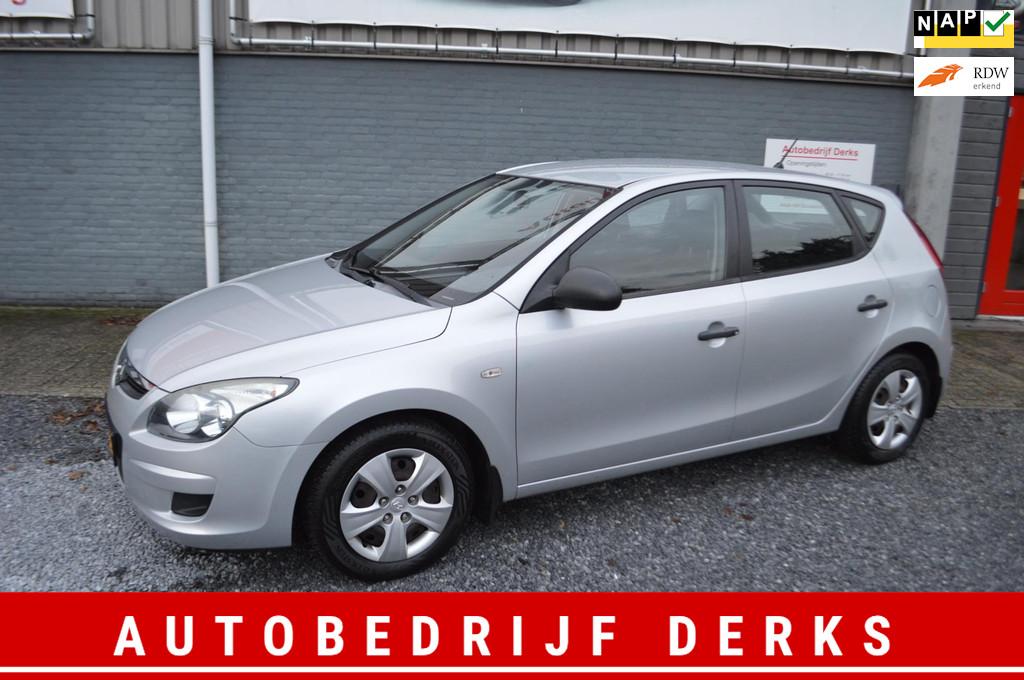 Hyundai I30 1.4i Active Airco 5Drs Stuurbekrachtiging Jaar G, Auto's, Voorwielaandrijving, Stof, Gebruikt, 1396 cc