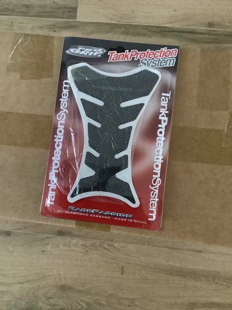 Tankpad Kawasaki Z 900 2025/2026 carbon look, Motoren, Ophalen of Verzenden