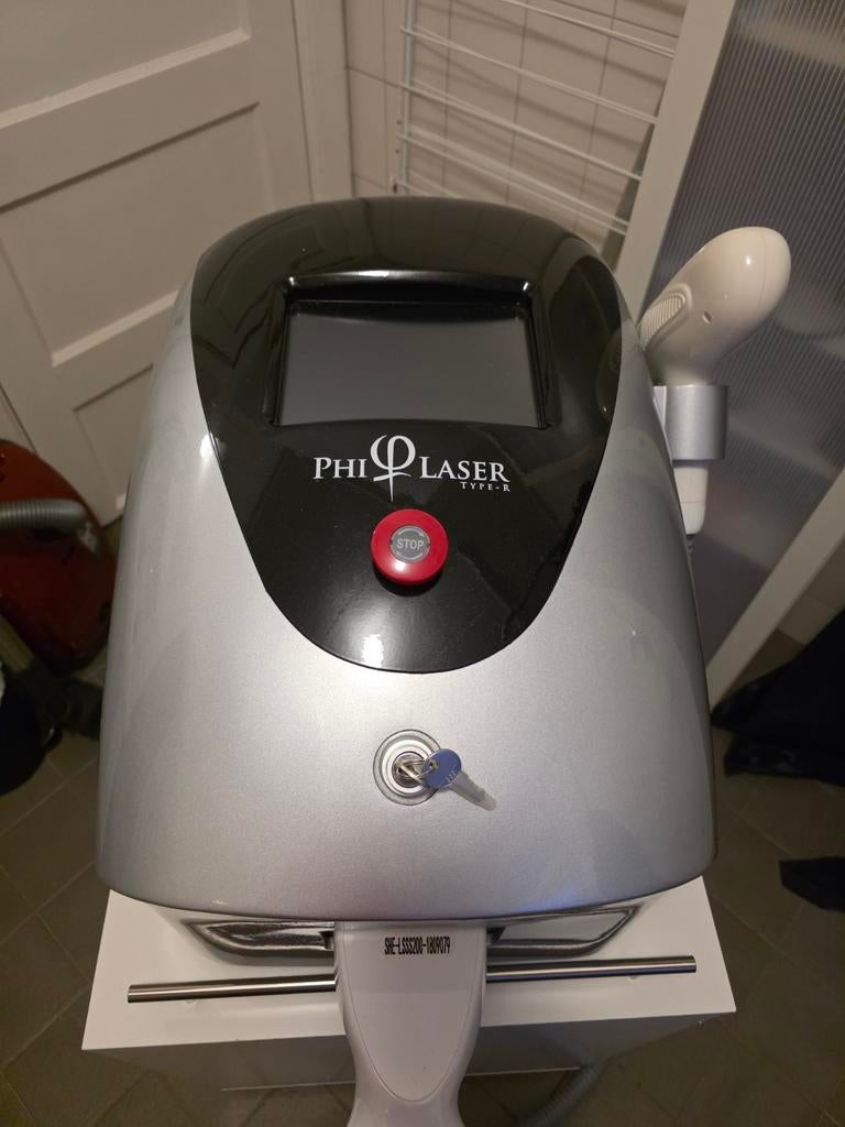 Phi Laser, Professioneel laserapparaat (zeer goede staat), Ophalen of Verzenden, Zo goed als nieuw, Scheren en Epileren
