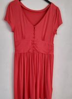 rode jurk (koraalrood)  maat 40, Kleding | Dames, Maat 38/40 (M), Ophalen of Verzenden, Zo goed als nieuw, Boven de knie