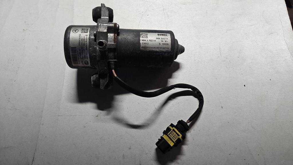 Vacuumpomp  electrische Mercedes E klasse W212 Hybride A0004, Gebruikt, -, Ophalen of Verzenden, -