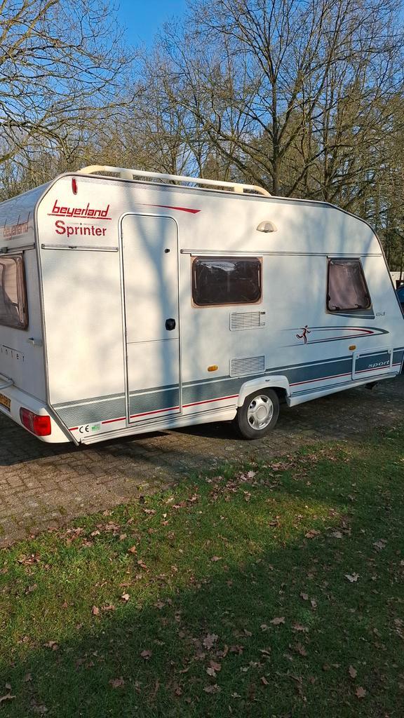 Beyerland sprinter 420-LB Sport Bj2005, Caravans en Kamperen, Caravans, Particulier, tot en met 4, 750 - 1000 kg, Treinzit, Beyerland
