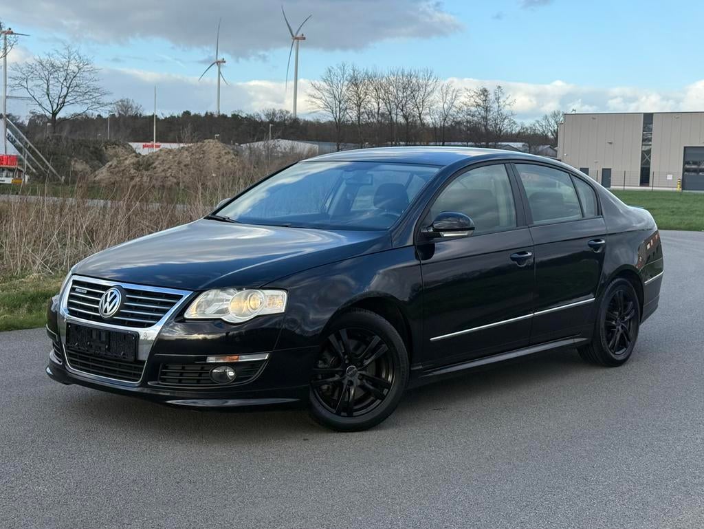 Volkswagen Passat 1.6 TDI BlueMotion Euro 5 ECC PDC LM, Voorwielaandrijving, Euro 5, Stof, Zwart