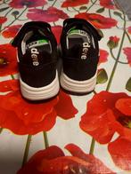 Kinderschoenen 24 zijn nieuwe, Sport en Fitness, Basketbal, Ophalen of Verzenden, Nieuw, Schoenen