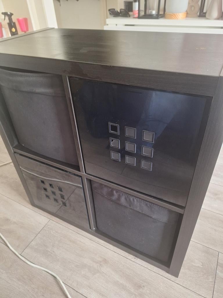 IKEA Kast met 4 vakken en opbergmanden, Ophalen of Verzenden, Gebruikt
