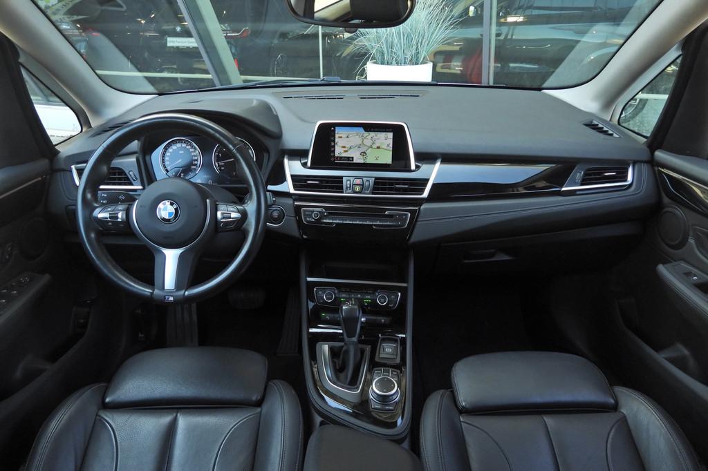 BMW 2 Serie Active Tourer 225xe Sport Line Automaat / Sports, 8 kWh, Gebruikt, Met garantie (alle), 1650 kg