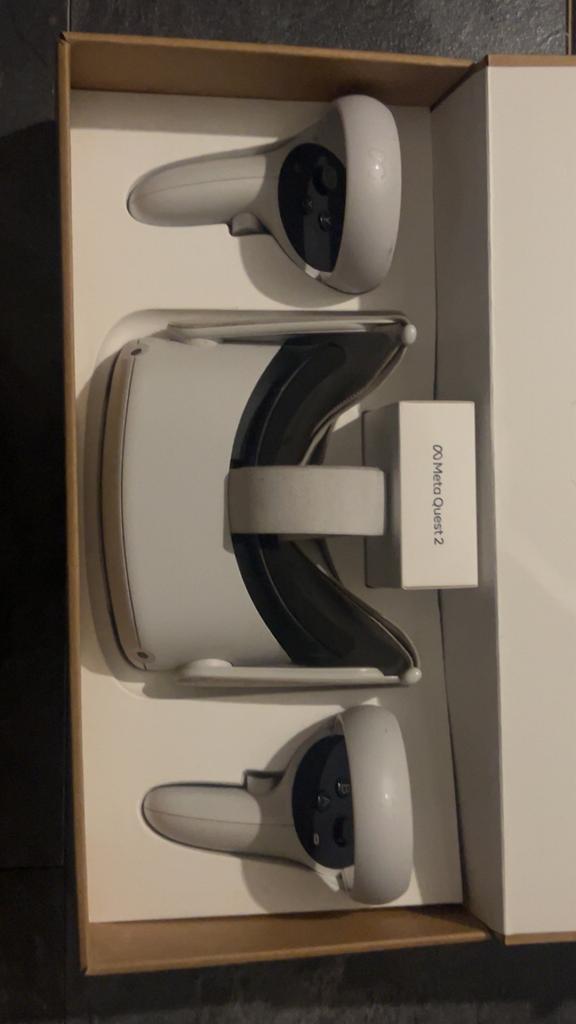 Vr bril Oculus quest 2, Spelcomputers en Games, Virtual Reality, Zo goed als nieuw, Overige platformen, VR-bril, Ophalen