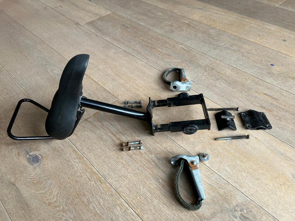 Buiszadel, zadel op buis model 3 voor oa Gazelle Miss Grace, Fietsen en Brommers, Fietsaccessoires | Fietsstoeltjes, Gebruikt