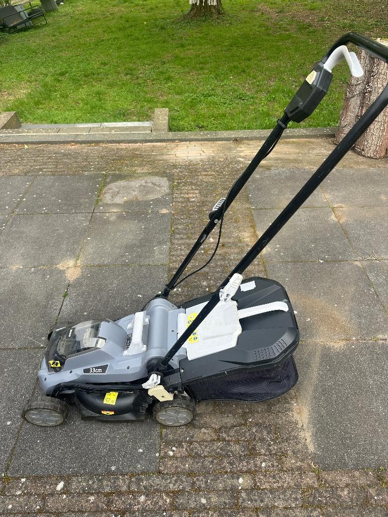 Grasmaaier - 36 Volt Lithium Ion - Uitstekende staat, Ophalen, Cirkelmaaier, Gebruikt, 30 t/m 39 cm