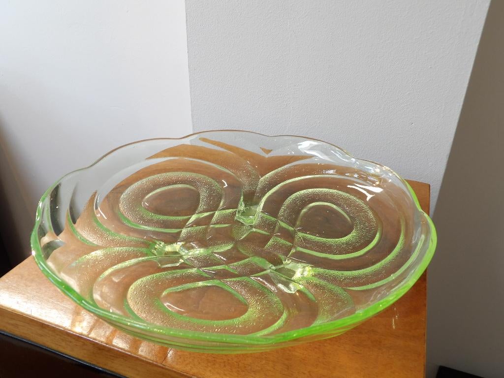 Art Deco Walther Uranium Glas Schaal, Ophalen of Verzenden