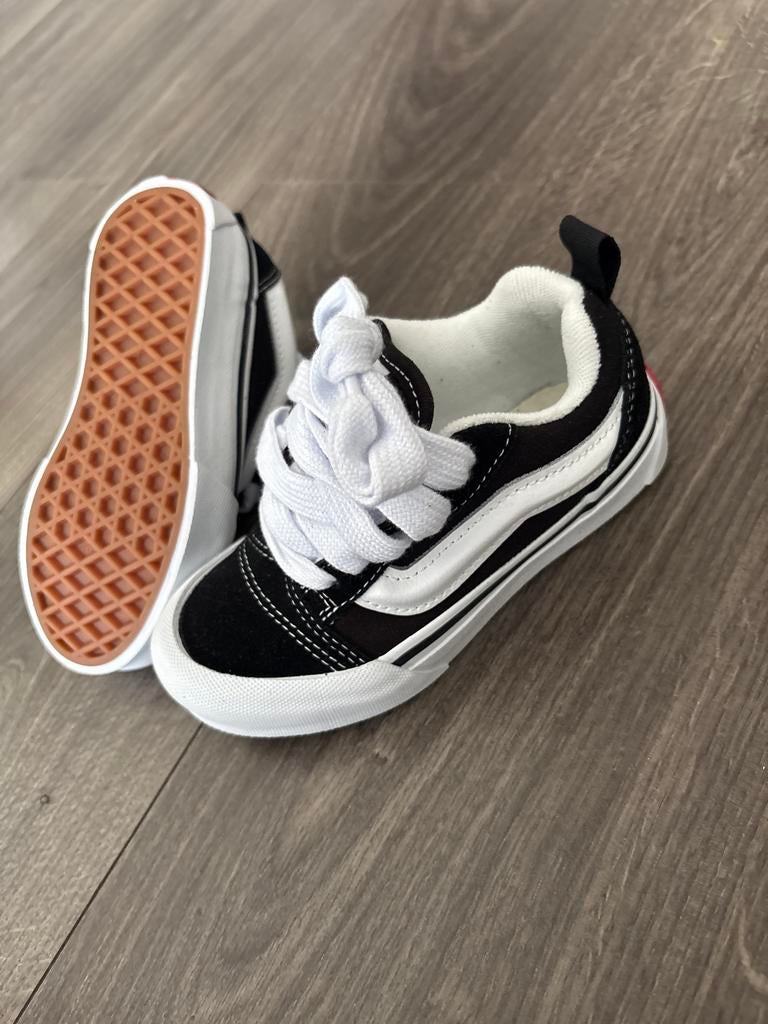 Vans  Knu Skool sneakers - Nieuw, maat 27,5, Kinderen en Baby's, Kinderkleding | Schoenen en Sokken, Ophalen, Nieuw, Jongen of Meisje