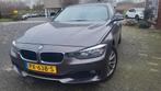 Luxe BMW 3-Serie 2.0 320D 184 pk Tour.Leer Nv.banden 2012, Achterwielaandrijving, 1995 cc, Zwart, 4 cilinders