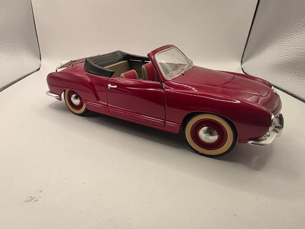 Volkswagen karmann ghia  1957, Ophalen of Verzenden, Zo goed als nieuw, Solido
