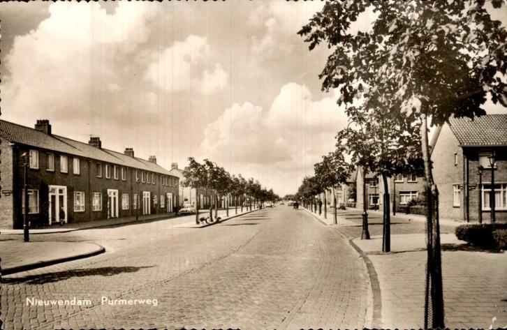 Nieuwendam - Purmerweg - Straat, Verzamelen, Ansichtkaarten | Nederland, Gelopen, Noord-Holland, 1960 tot 1980, Ophalen of Verzenden