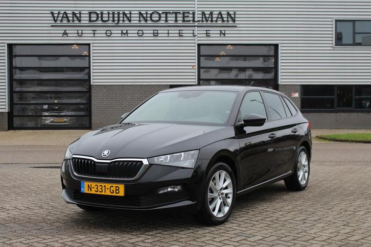 Skoda Scala 1.0 TSI Sport Business / Virtual / Stoelverwarmi, Auto's, Skoda, Bedrijf, Te koop, Scala, ABS, Achteruitrijcamera