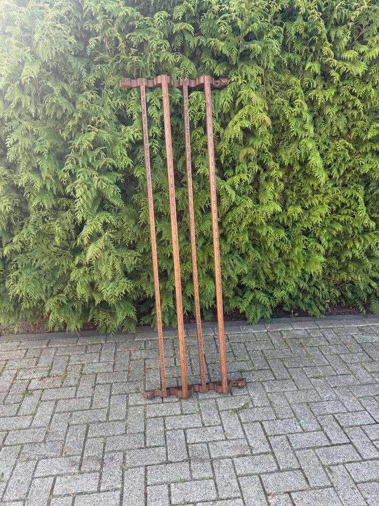 Zeer groot houten bordenrek wandrek gesneden details, Antiek en Kunst, Ophalen